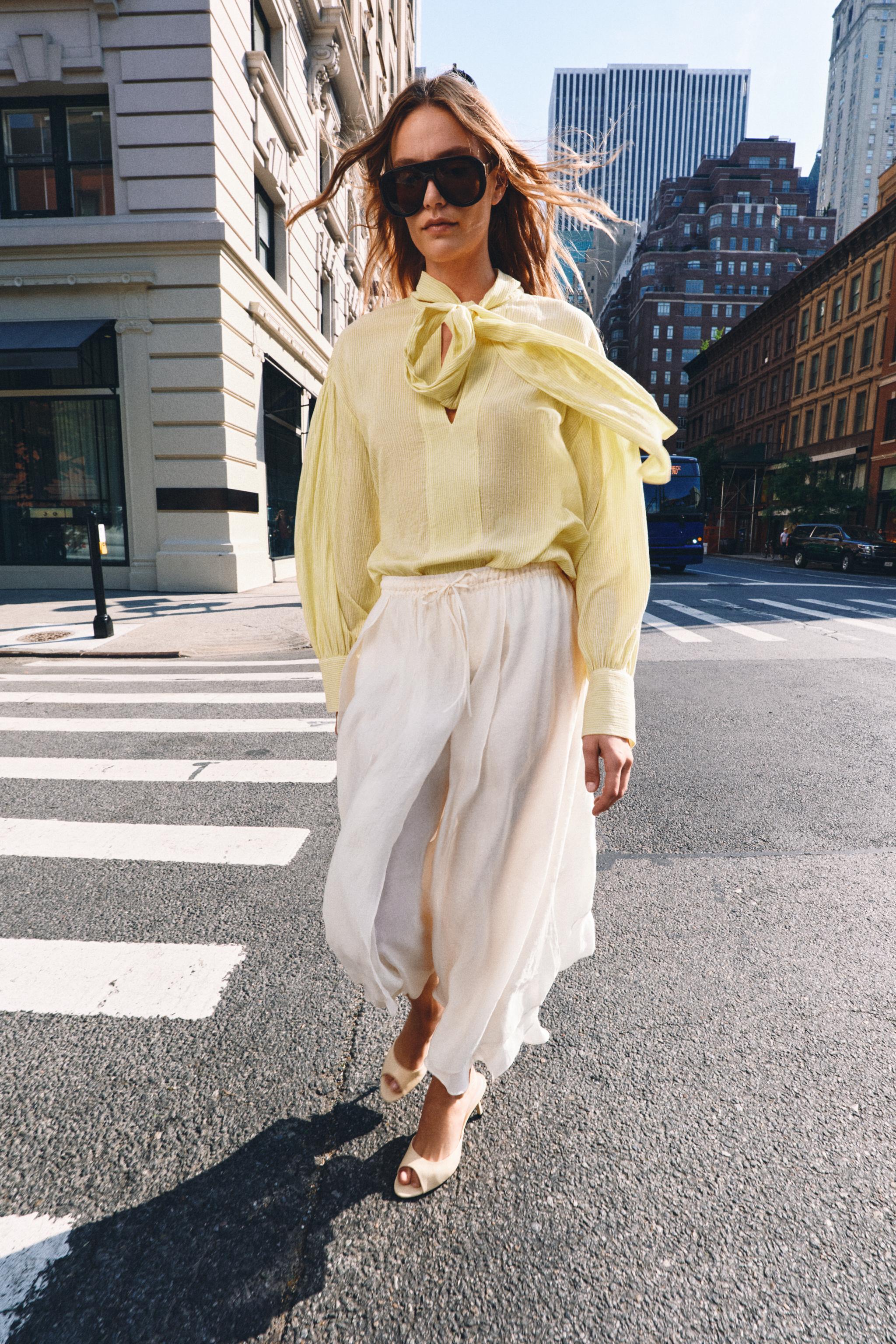 ZW COLLECTION STRIPED BOW SHIRT